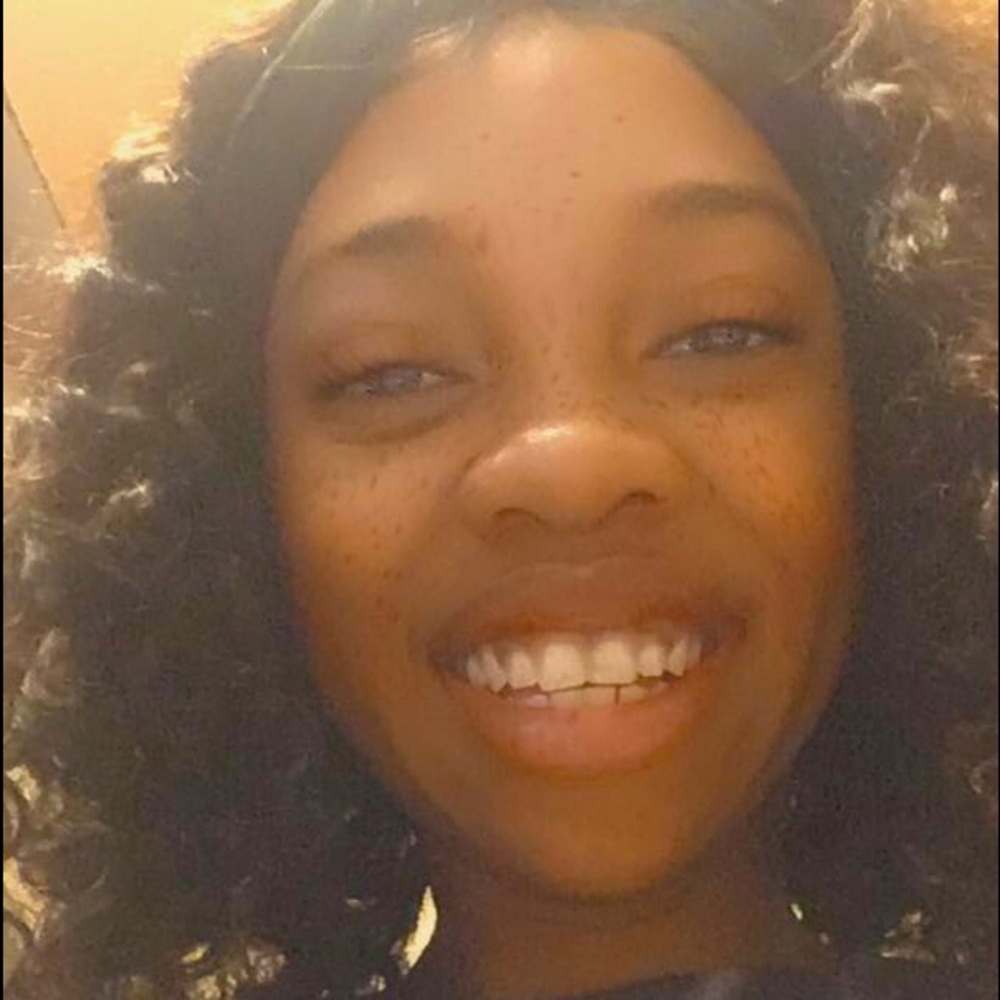 Meet your Posher, Krhystle